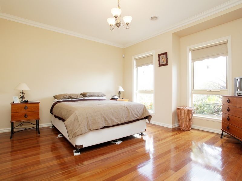 68 Cairnlea Drive, Deer Park VIC 3023
