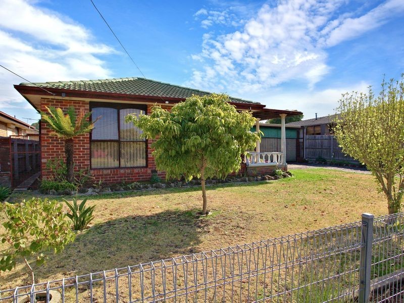 10 Hazelwood Court, Kings Park VIC 3021