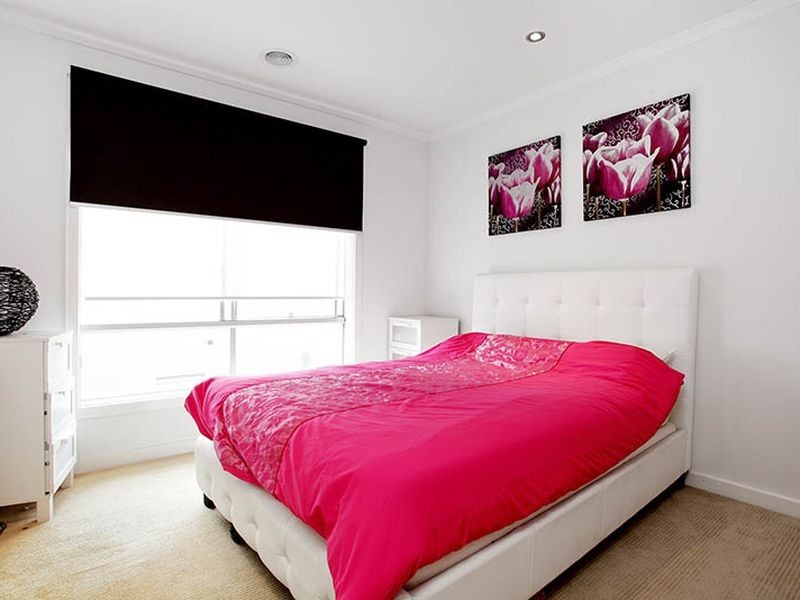 15 Parkes Way, Burnside Heights VIC 3023