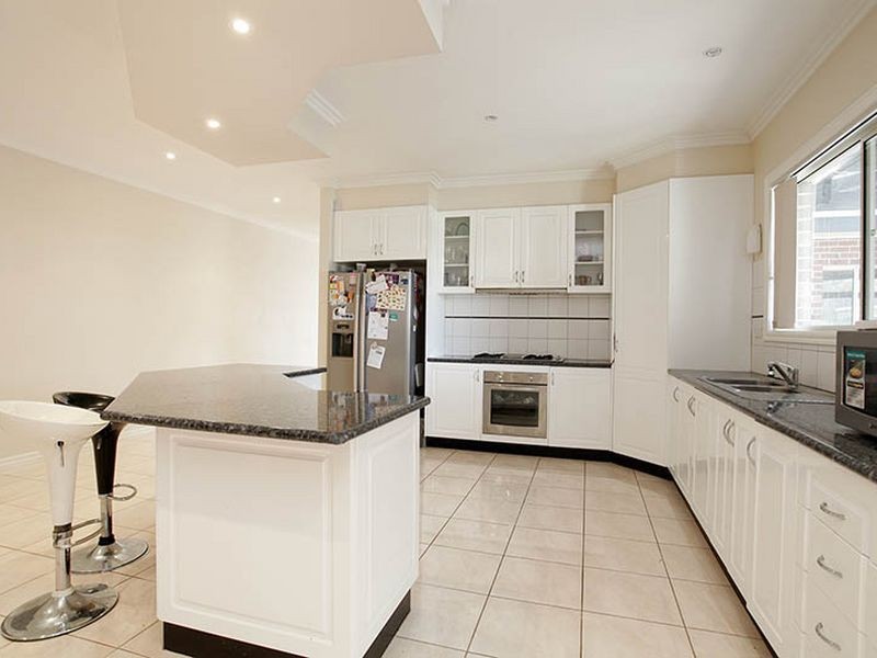 3 Nepean Way, Taylors Hill VIC 3037