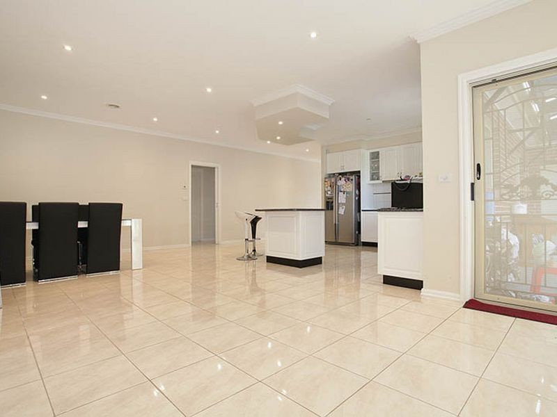 3 Nepean Way, Taylors Hill VIC 3037
