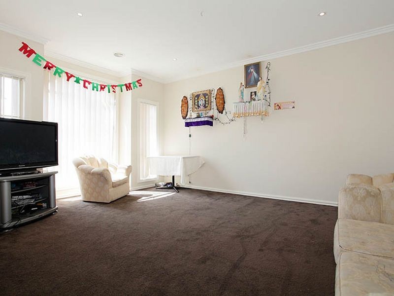 3 Nepean Way, Taylors Hill VIC 3037