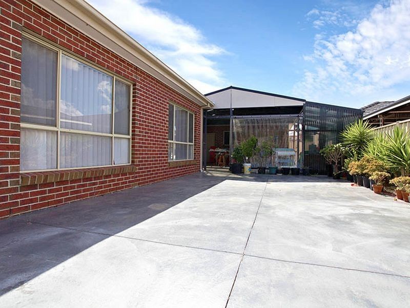 3 Nepean Way, Taylors Hill VIC 3037