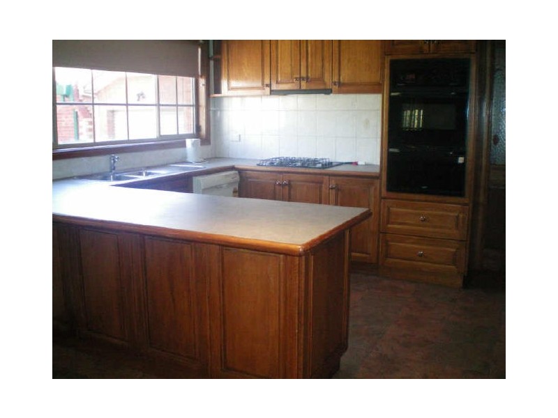 4 Chatterton Drive, Delahey VIC 3037