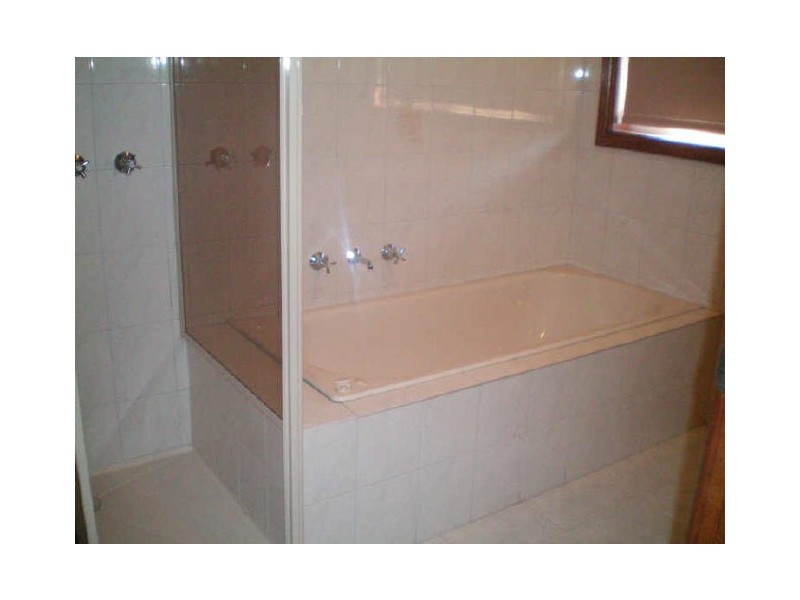 4 Chatterton Drive, Delahey VIC 3037