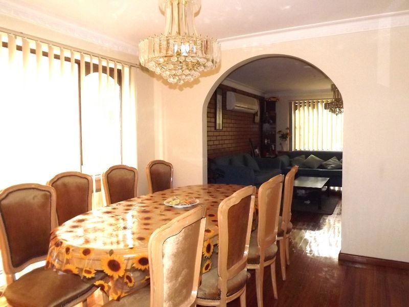 51 William Street, St Albans VIC 3021