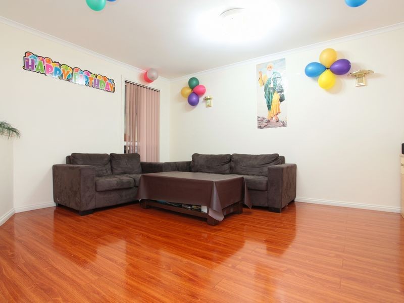 13 Oarsome Drive, Delahey VIC 3037