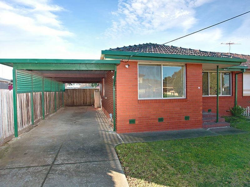 1/12 Station Ave, St Albans VIC 3021