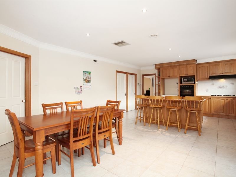 22 Rye Court, Delahey VIC 3037