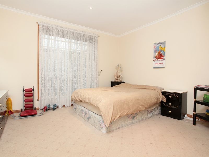 22 Rye Court, Delahey VIC 3037