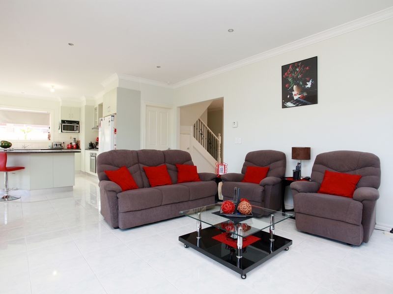 18 Eglington Court, Taylors Hill VIC 3037