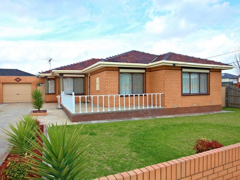 118 Fitzgerald Road, Sunshine West VIC 3020