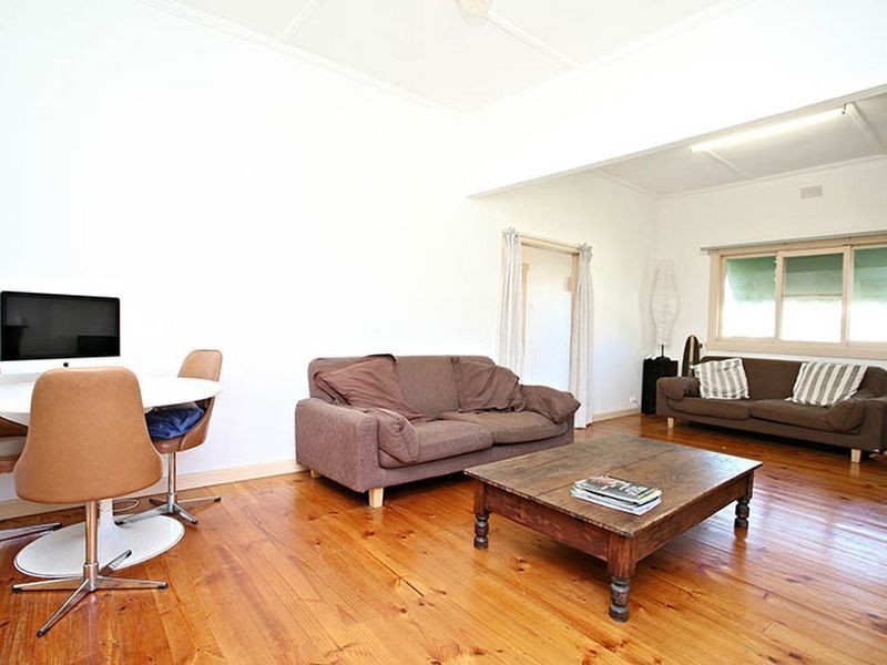 9 Stott Street, Preston VIC 3072