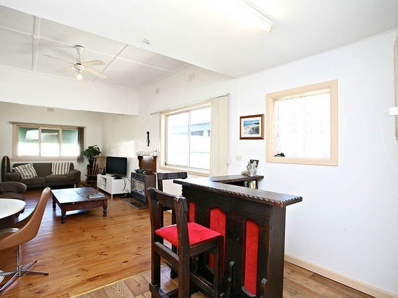 9 Stott Street, Preston VIC 3072