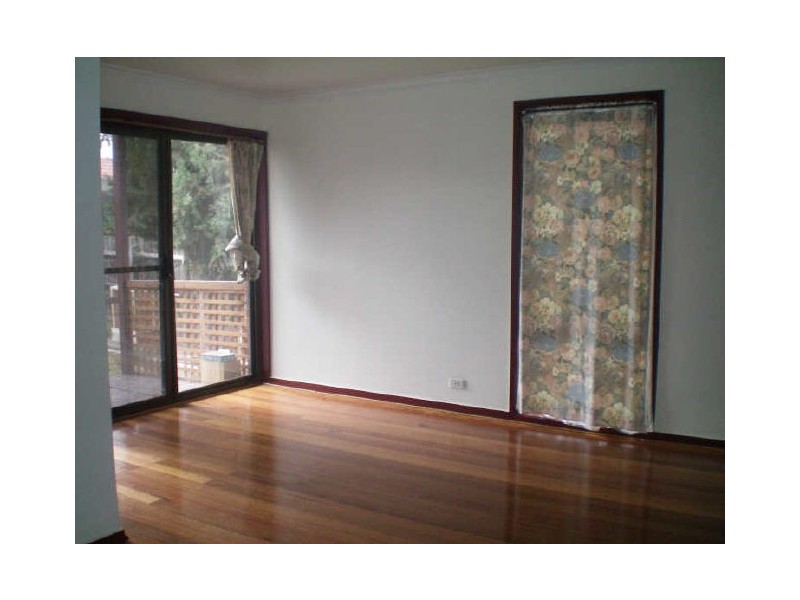 2 Grevillea Road, Kings Park VIC 3021