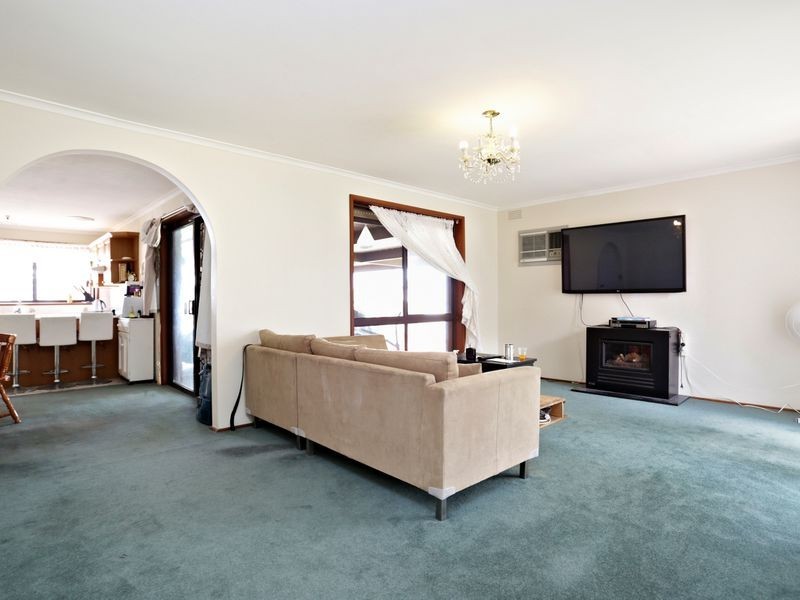 201 Gillespie Road, Kings Park VIC 3021