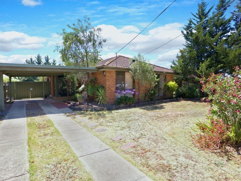 28 Denton Ave, St Albans VIC 3021