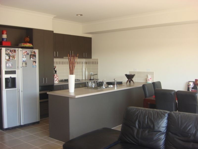 68 Rippleside Tce, Tarneit VIC 3029