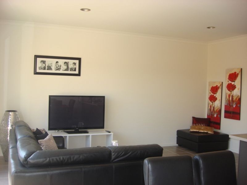 68 Rippleside Tce, Tarneit VIC 3029