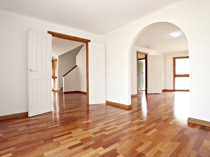 15 Tamar Drive, Melton South VIC 3338