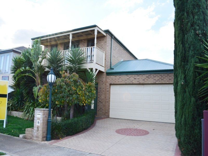 9 Conder Place, Caroline Springs VIC 3023