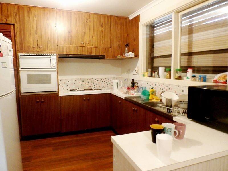 5 Myuna Drive, Kings Park VIC 3021