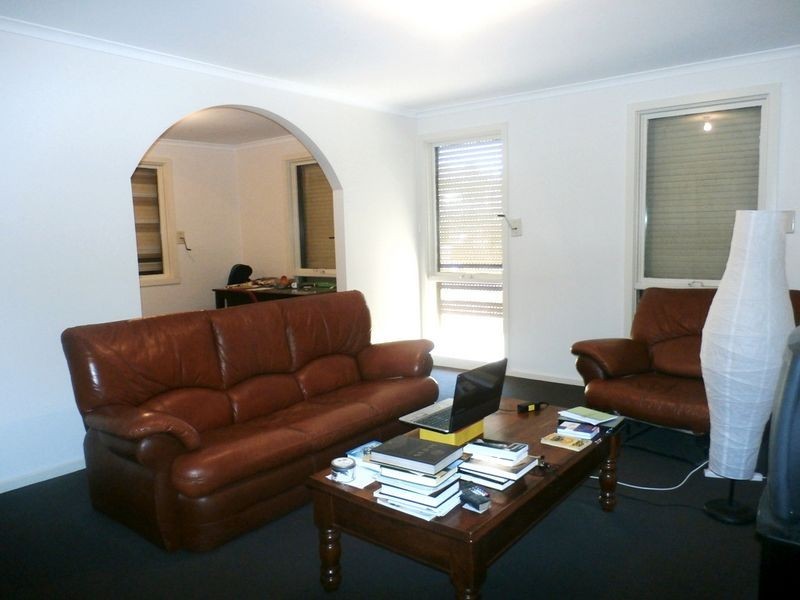 5 Myuna Drive, Kings Park VIC 3021