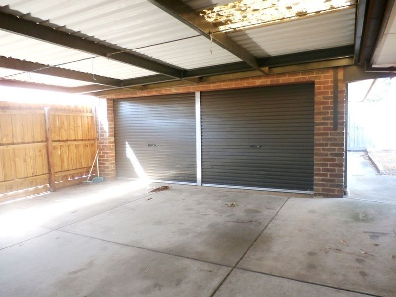 5 Myuna Drive, Kings Park VIC 3021