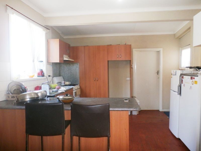 9 Cobham Street, St Albans VIC 3021