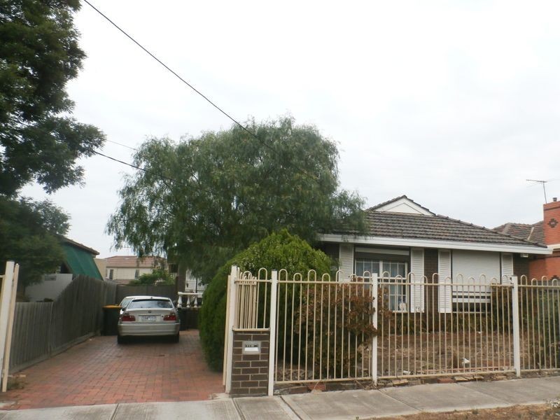 667 Ballarat Road, Ardeer VIC 3022