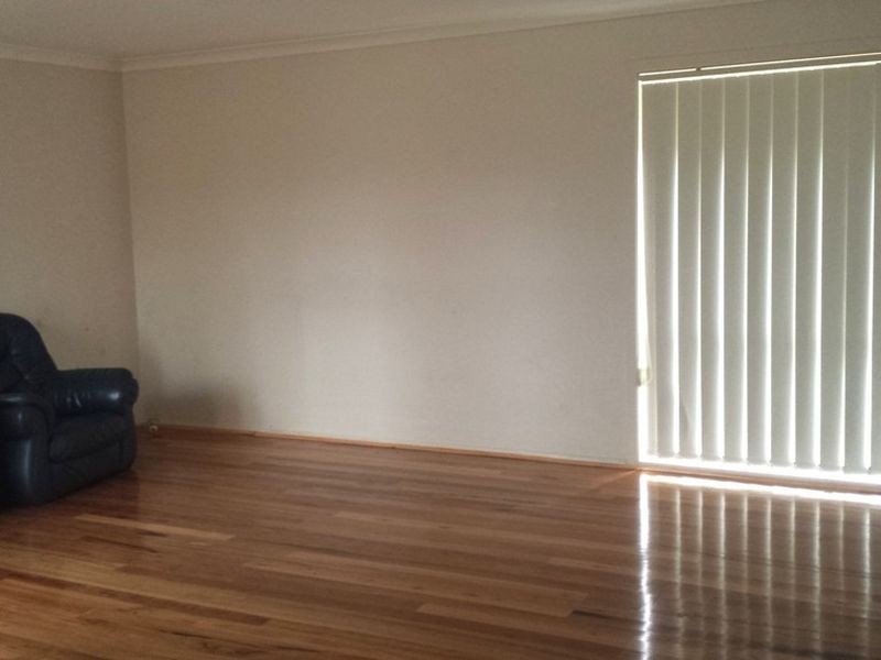 22 Amber Way, Taylors Hill VIC 3037