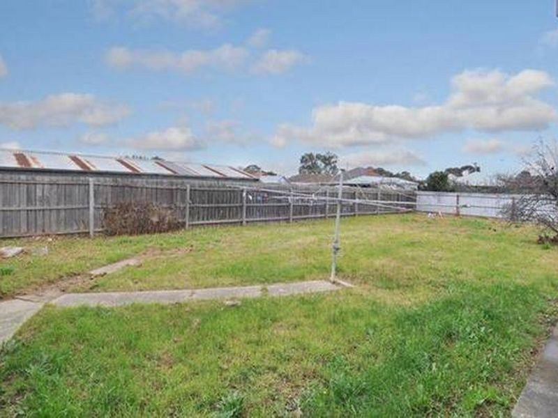 45 Chelsey Street, Ardeer VIC 3022