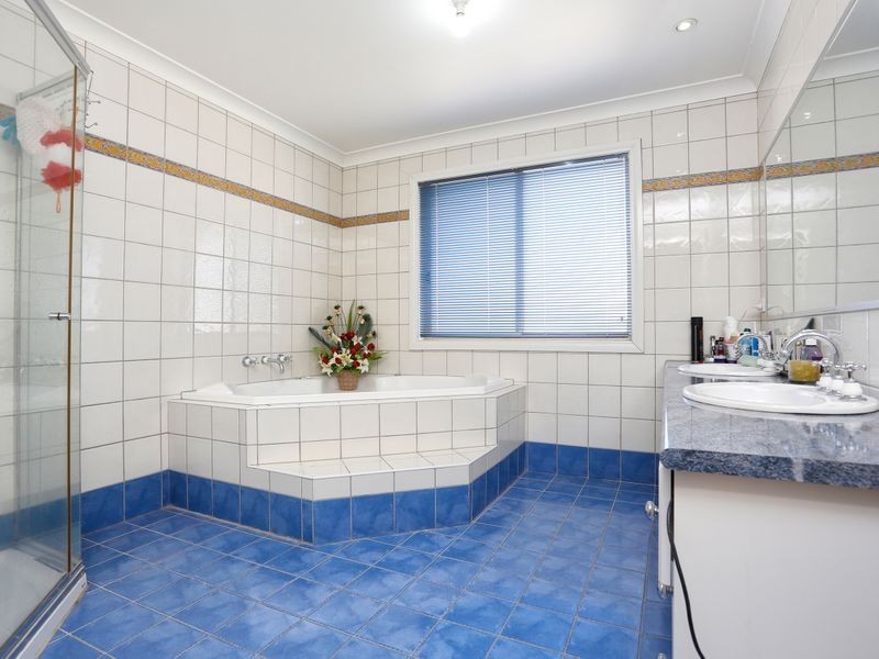5 Cormorant Drive, Deer Park VIC 3023