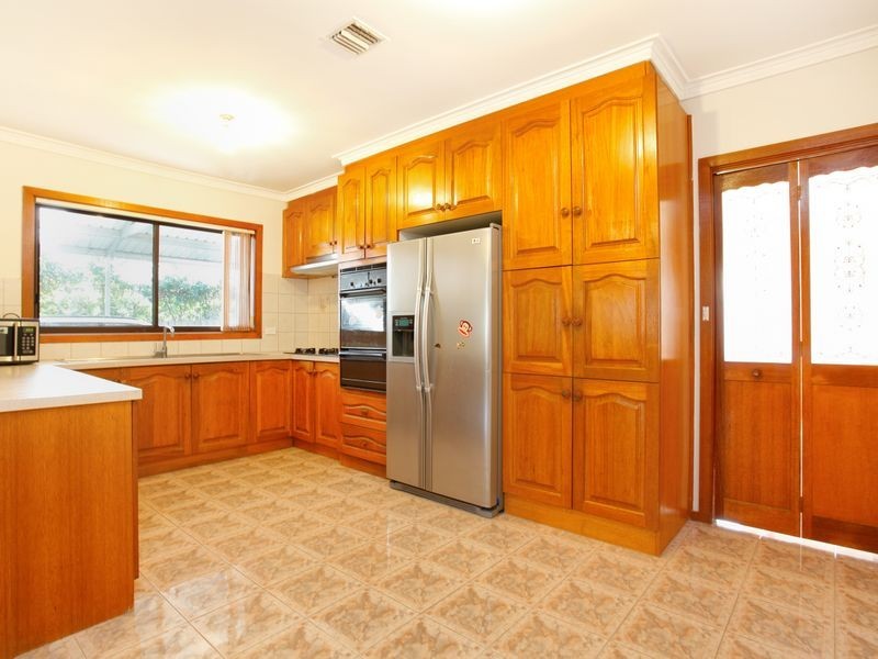 296 Taylors Road, Delahey VIC 3037