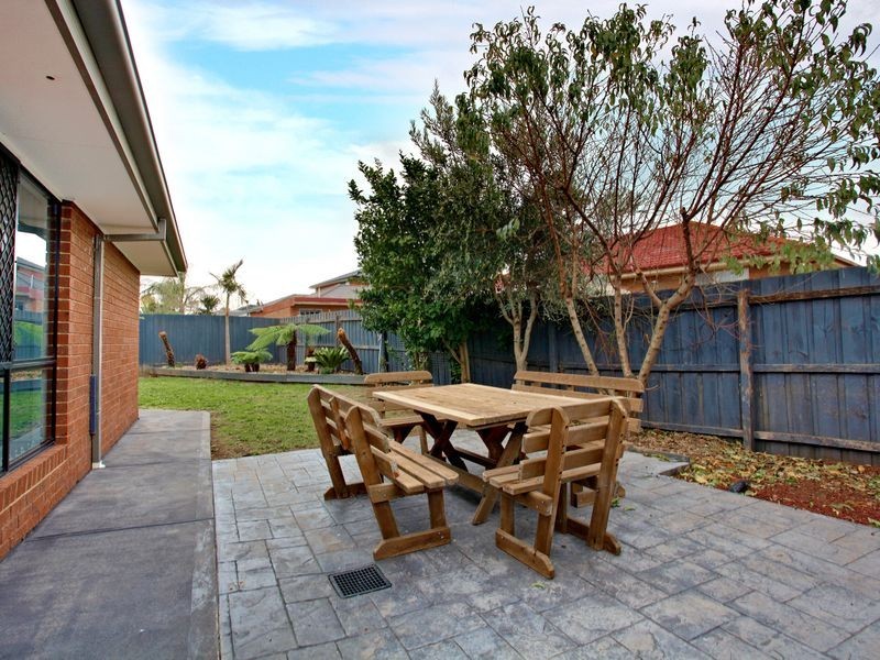 30 Antonie Ave, Delahey VIC 3037