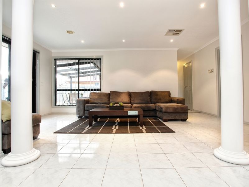 30 Antonie Ave, Delahey VIC 3037