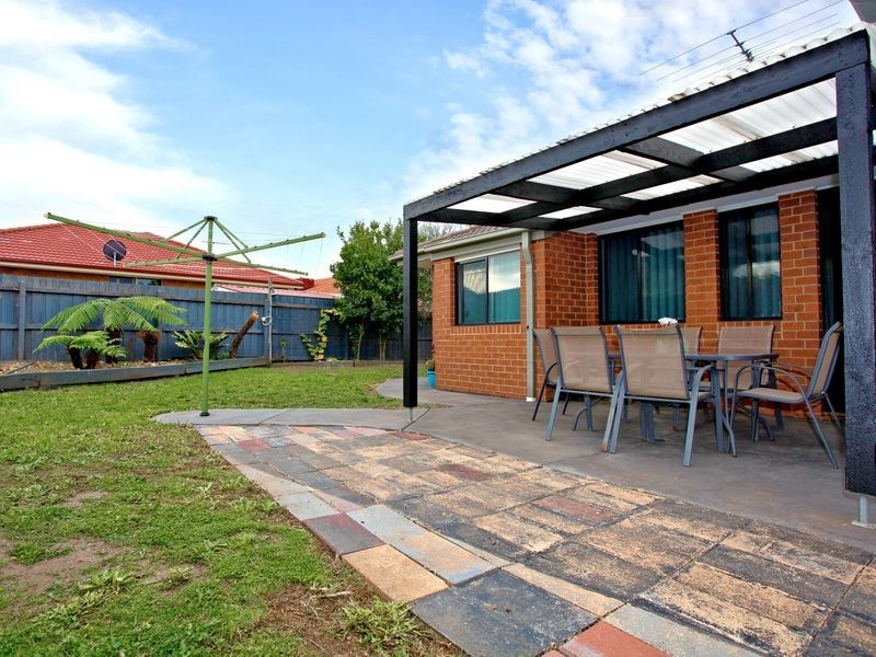 30 Antonie Ave, Delahey VIC 3037