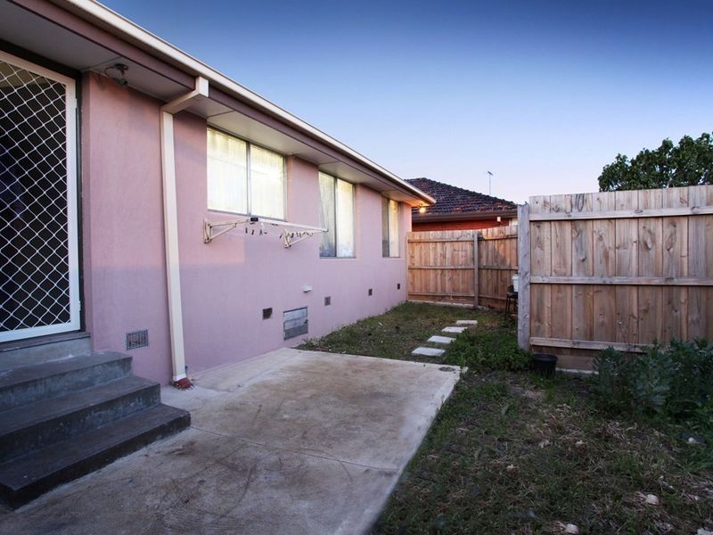 1/47 Andrew Road, St Albans VIC 3021