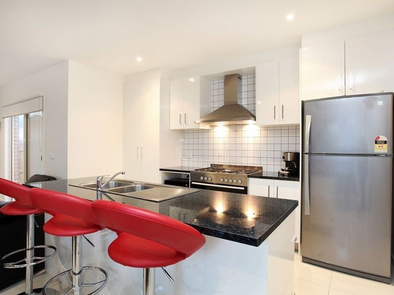 2/47 Andrew Road, St Albans VIC 3021