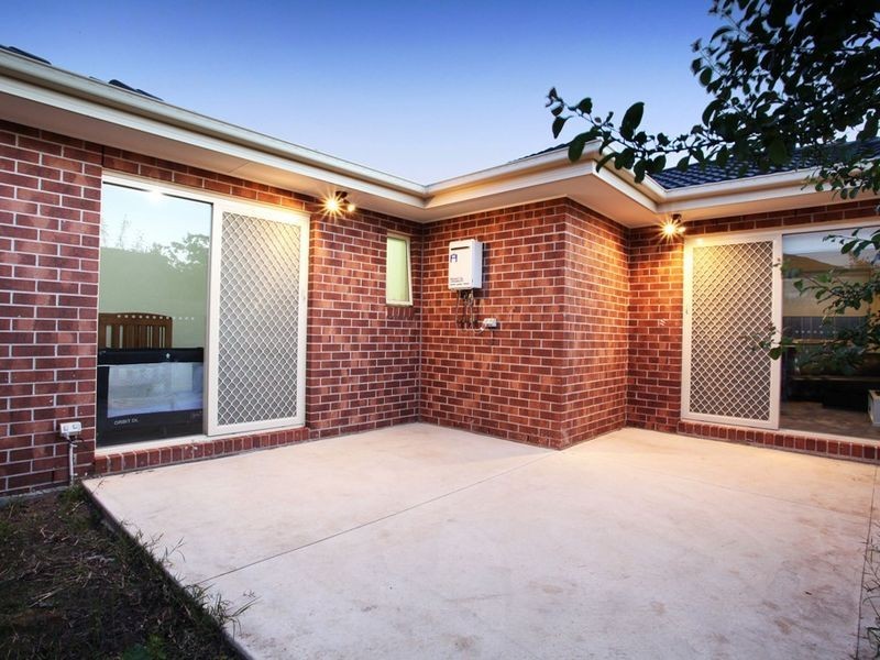 2/47 Andrew Road, St Albans VIC 3021