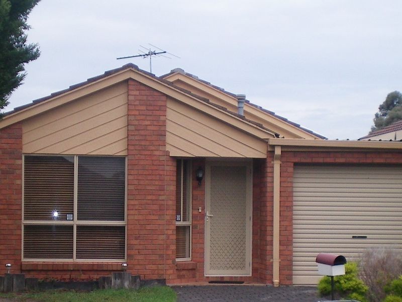 1/1 Alcott Place, Delahey VIC 3037