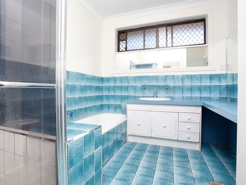 219 Main Road East, St Albans VIC 3021