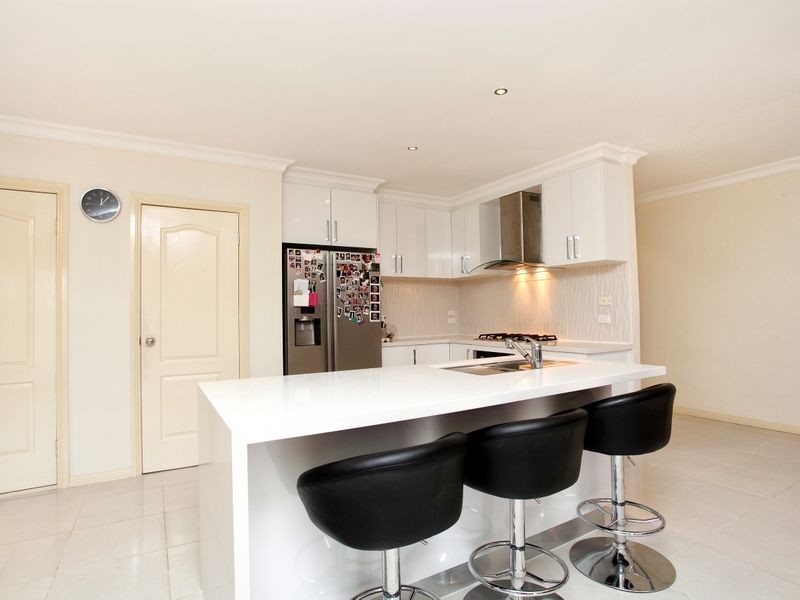 22 Moorland Road, Deer Park VIC 3023