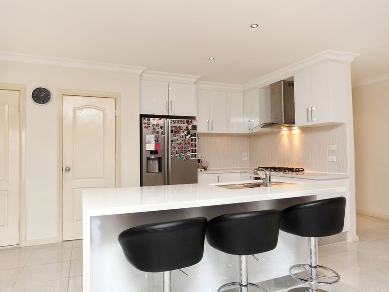 22 Moorland Road, Deer Park VIC 3023