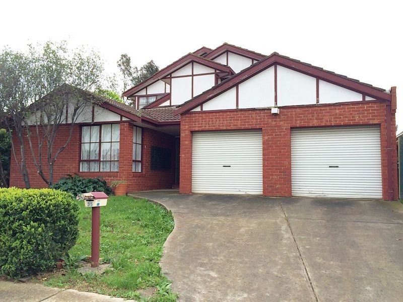 35 John Paul Drive, Hillside VIC 3037