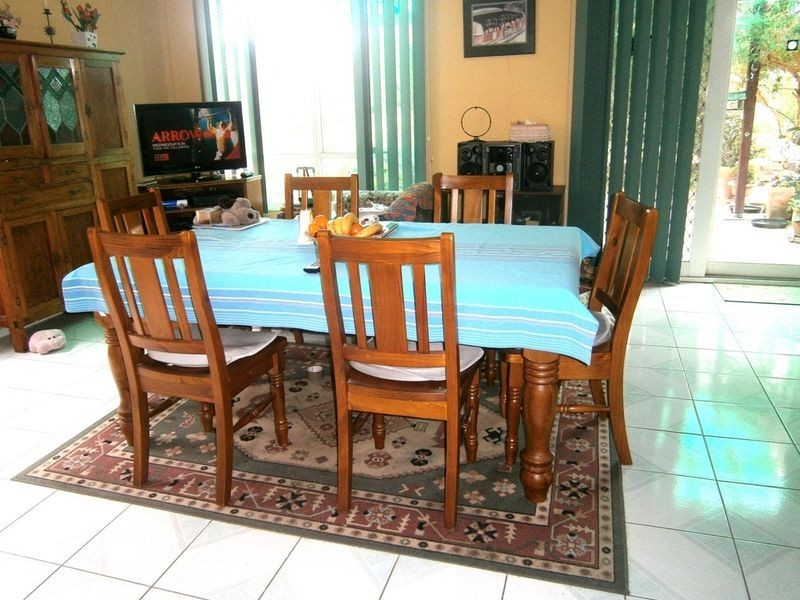 35 John Paul Drive, Hillside VIC 3037