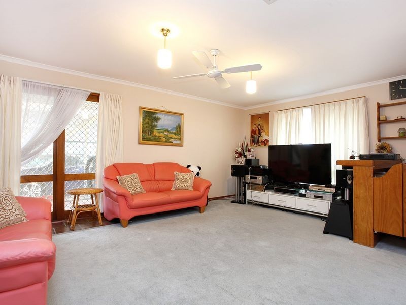 26 Kalyna Court, Delahey VIC 3037