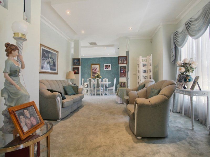 5 Zebrina Close, Hillside VIC 3037
