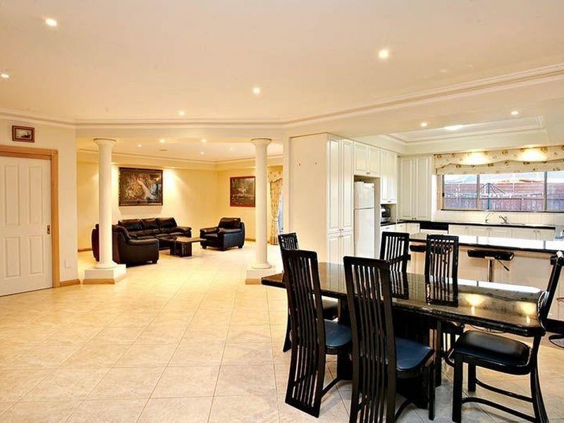 30 Perceval Crescent, Taylors Lakes VIC 3038