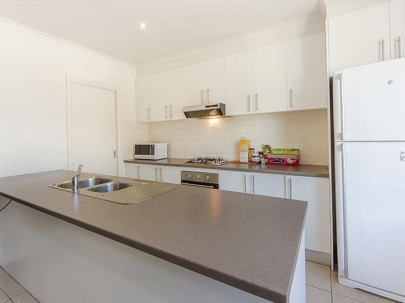1/46 Kings Road, St Albans VIC 3021